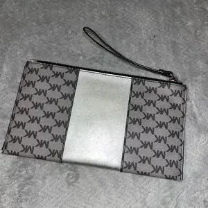 Michael Kors Monogram Gray Backpack with Silver Pouch Michael Kors | Bags | Michael Kors Monogram Gray Backpack  main image 2